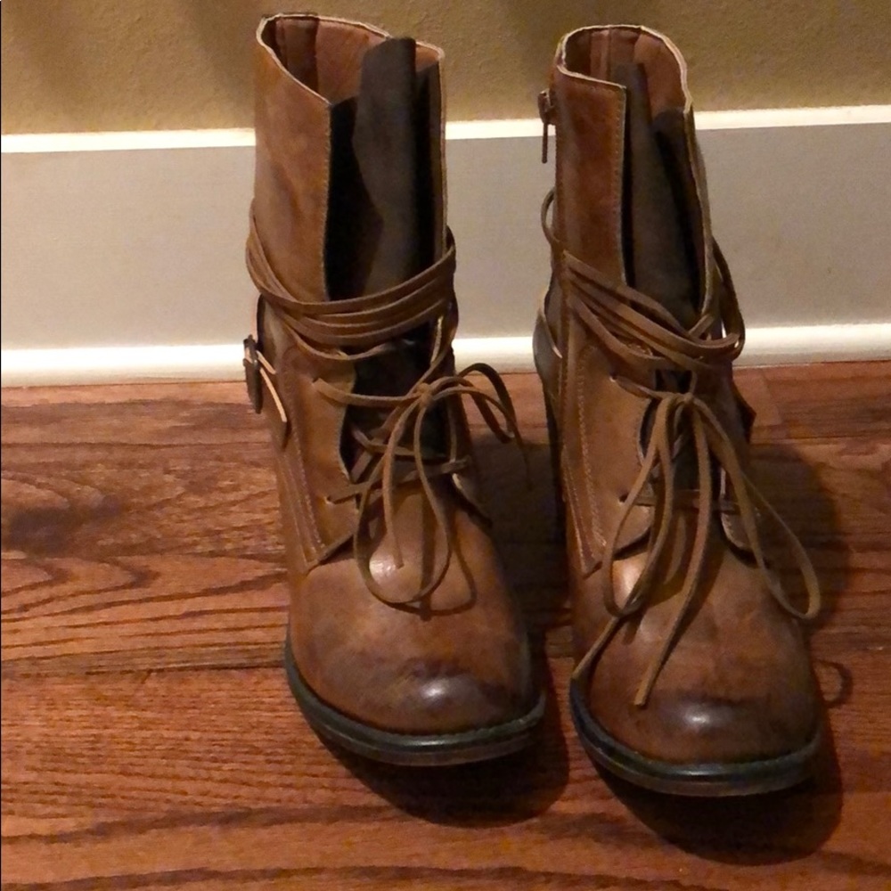 Women’s booties